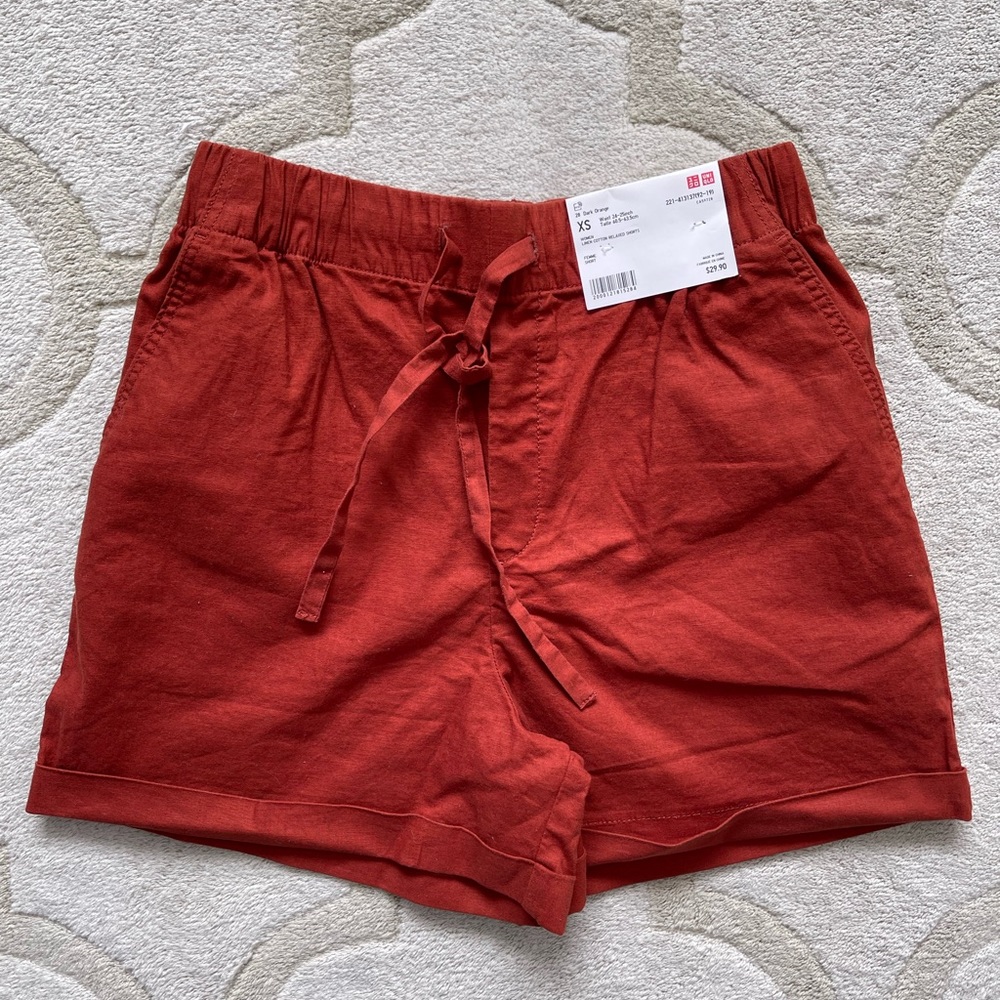 BRAND NEW Uniqlo linen cotton relaxed shorts